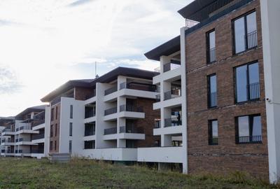 2 camere vedere la lac | Parc Privat | Terasa 14 mp | LakeView Garden | - 9