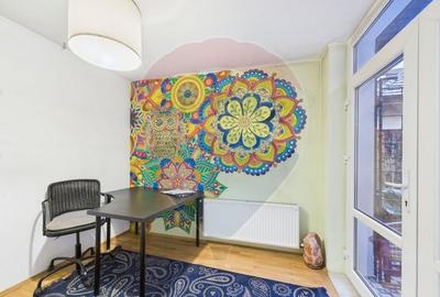Casa artistica  cu 3 camere de inchiriat in zona Drumul Sarii/Razoare - 2