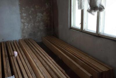 Apartament cu 3 camere semidecomandat în Poiana Țapului - 1