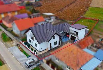 Casă cu 4 camere în Central - 9