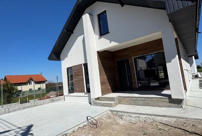 Casă individuală cu 3 camere cu Teren 280 Mp în Valu lui Traian - 4
