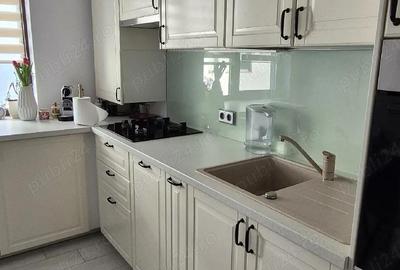 Apartament cu 3 camere decomandat în Bună Ziua