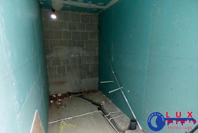 Spațiu comercial, de 120 mp, în E3 - 6