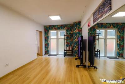 Spațiu comercial, de 45 mp, în Central - 10