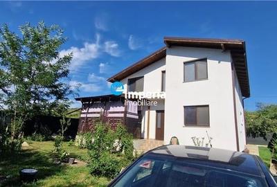 Casă individuală cu 4 camere în Dorobanț