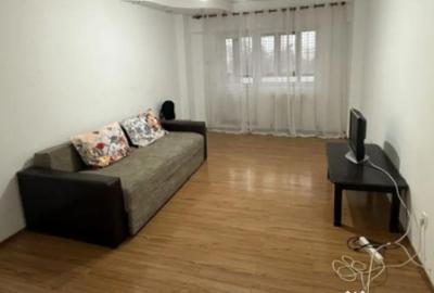 Apartament cu 3 camere decomandat, mobilat în 9 Mai - 1
