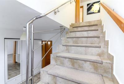 Casa spatioasa, parcari, curte si liniste in zona premium - Europa Casa spatioasa, parcari, curte si liniste in zona premium - Europa - 14