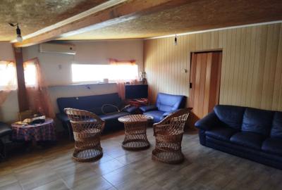 Casă cu 4 camere în Chilia Veche - 2