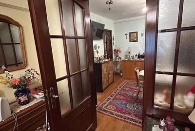 Apartament cu 3 camere decomandat în Central - 1