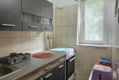 Apartament cu 3 camere decomandat în Nord