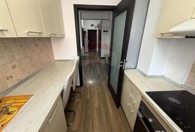 Apartament cu 2 camere decomandat, mobilat în UTA