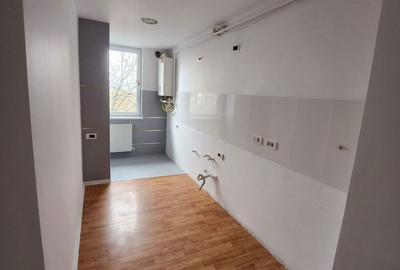 Apartament cu 3 camere decomandat în Nazărioaia - 2