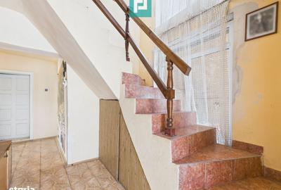 Casă cu 4 camere în Valea Mare - 1