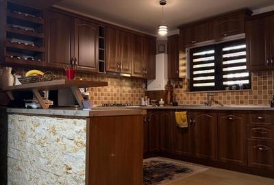 Casă cu 6 camere cu Canalizare în Popești-Leordeni - 4