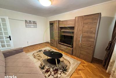 Apartament cu 3 camere decomandat, mobilat în Calea București