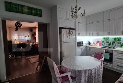 Casă cu 4 camere cu Teren 500 Mp în Central