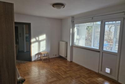 Apartament cu 3 camere semidecomandat în Titan - 6