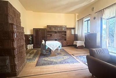 Spațiu comercial, de 185 mp, în Central - 8