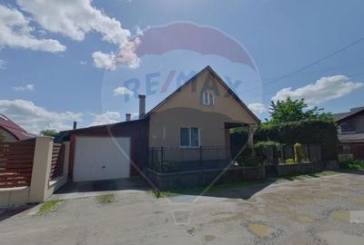 Casa / Vila cu 5 camere de vanzare in zona Est