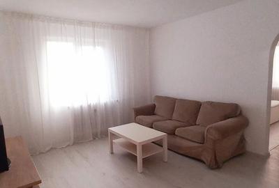 Apartament cu 2 camere semidecomandat în Berceni