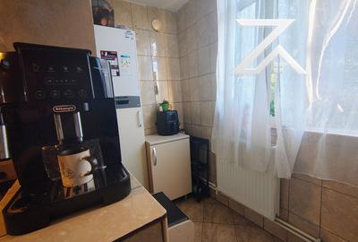 Apartament cu 3 camere decomandat, mobilat în 1 Mai - 9