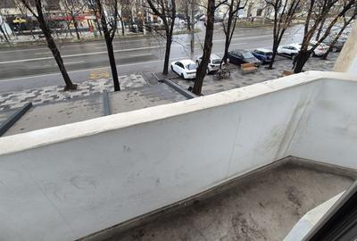 Apartament cu 3 camere, bloc 1990 - bd. Decebal piata Alba Iulia - 12