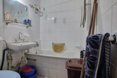 Apartament cu 4 camere semidecomandat în Ferentari - 9