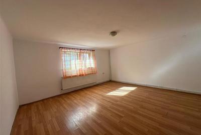 Duplex cu 5 camere cu Teren 486 Mp în Trei Stejari - 2