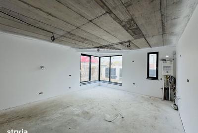 Casă cu 4 camere cu Teren 300 Mp în Central - 9