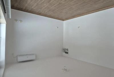 Spațiu comercial, de 30 mp, în Ultracentral - 4