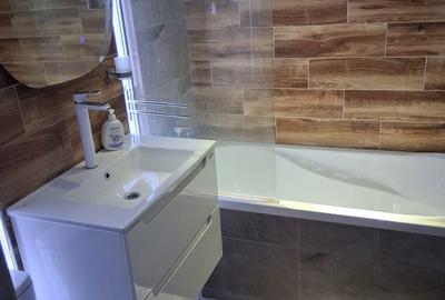 Apartament cu 4 camere în Central - 3