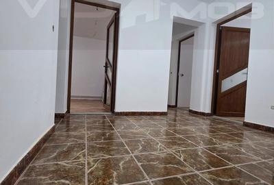 Apartament cu 3 camere decomandat în Central - 1