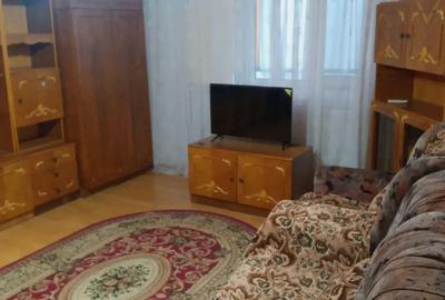 Inchiriez apartament 2 cam zona sc 1 - 5