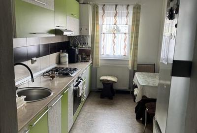 Apartament cu 3 camere decomandat în Vitrometan - 8