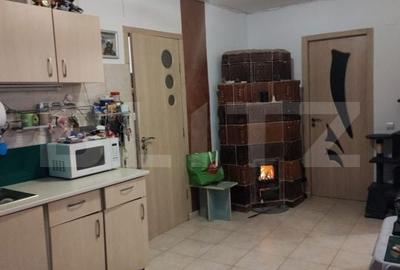 Casă cu 3 camere cu Teren 700 Mp în Central - 3