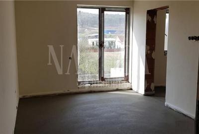 Duplex cu 4 camere cu Canalizare în Dâmbul Rotund - 3