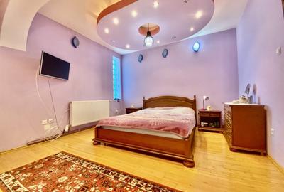 Urgent/Vânzare Casa/Vila, 4+ camere, teren 346 mp,  Targoviste, zona Micro 4 - 24