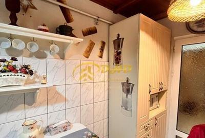 3 camere decomandat,etaj intermediar,zona semicentrala Gara Mare - 7