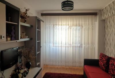 Apartament cu 3 camere decomandat, mobilat în Bala - 1