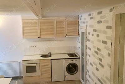 Garsonieră nedecomandată, mobilată în P-ța Victoriei - 4