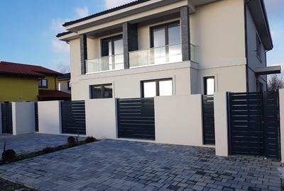 Duplex cu 4 camere cu Teren 300 Mp în Sânmihaiu Român - 1