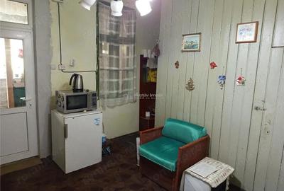 Casă cu 4 camere cu Teren 160 Mp în Anina - 12