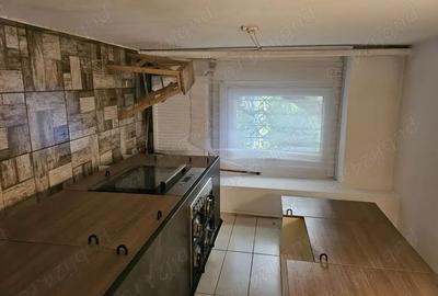 De Vanzare Garsoniera, Aparatorii Patriei Berceni, Sector 4 De Vanzare Garsoniera, Aparatorii Patriei Berceni, Sector 4 - 4