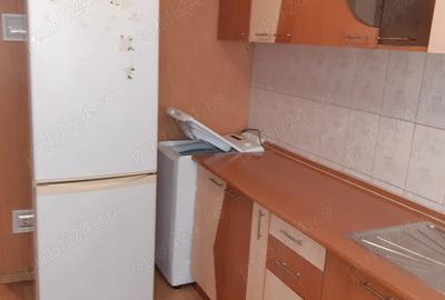 Inchiriez apartament cu o camera in ora?ul Hu?i central - 8