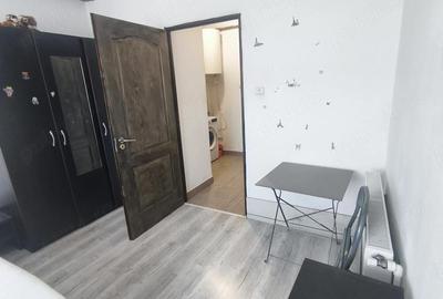 Garsonieră nedecomandată în Comuna din Paris