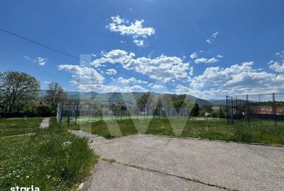 Casă cu 5 camere cu Teren 400 Mp în Central - 3
