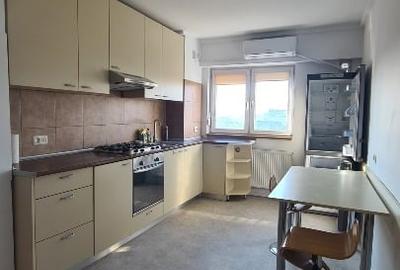 Apartament cu 3 camere decomandat în Universitate - 2