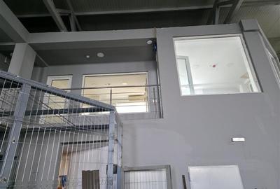 Spațiu industrial, de 1,950 mp, în Central - 11