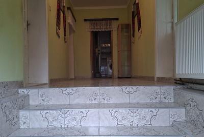 Casă cu 4 camere în Central - 7