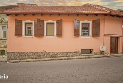 Casă cu 3 camere cu Canalizare în Centrul Istoric - 13